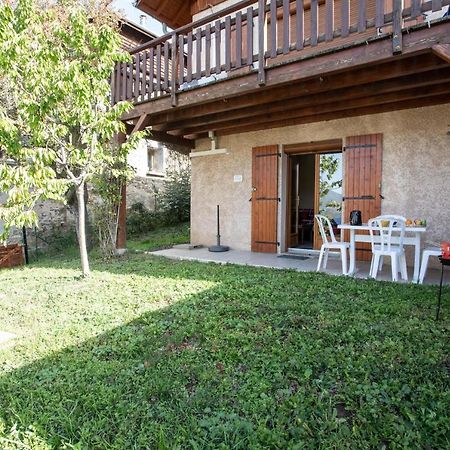 Le Mont Guillaume - 1 Chambre Terrasse Et Jardin Apartment Saint-André-dʼEmbrun Екстериор снимка