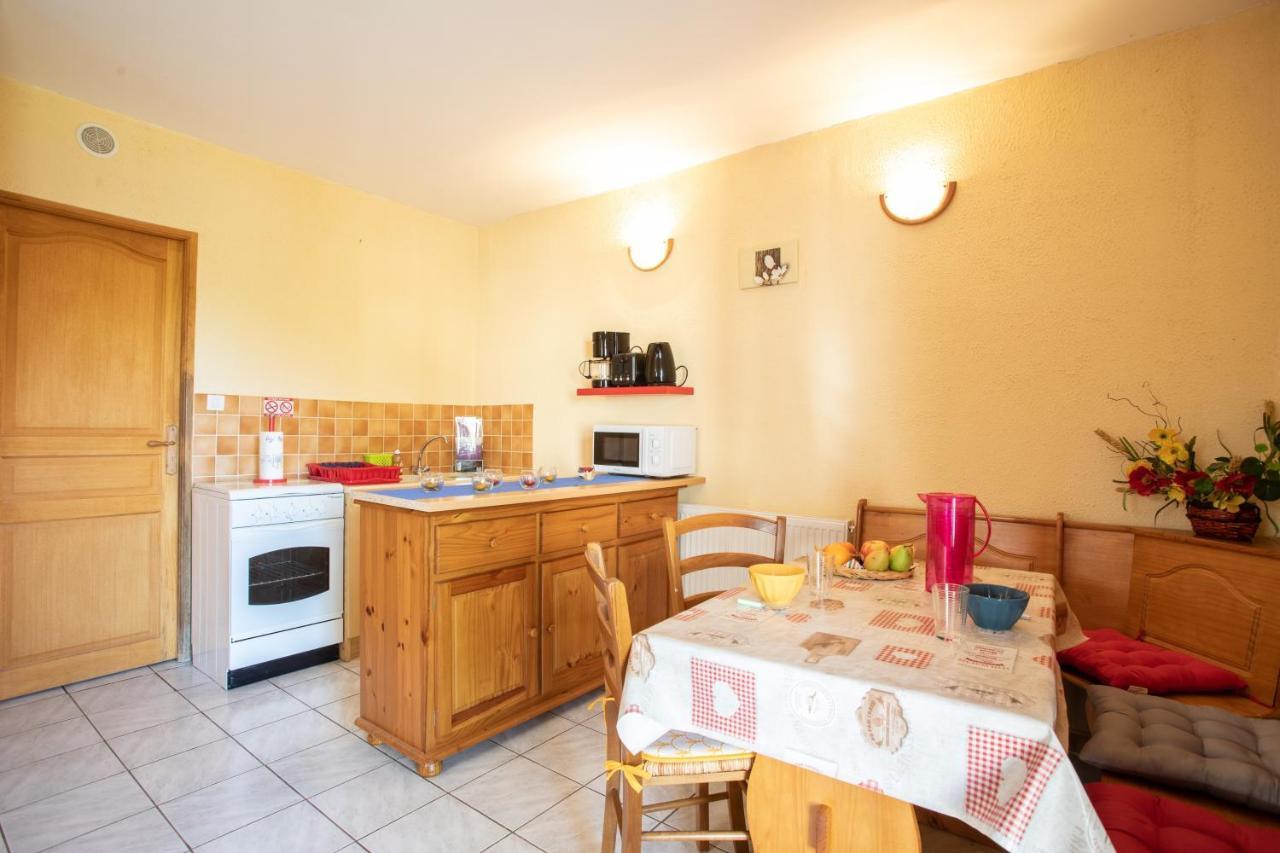 Le Mont Guillaume - 1 Chambre Terrasse Et Jardin Apartment Saint-André-dʼEmbrun Екстериор снимка